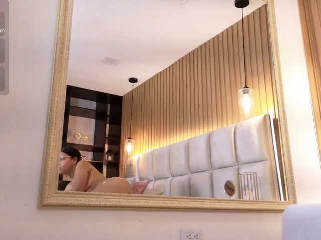 ScarlettRoot live cam on BongaCams