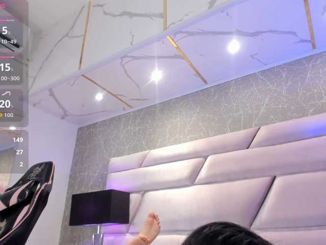 ScarlettRoot live cam on BongaCams