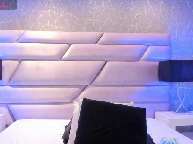 ScarlettRoot live cam on BongaCams