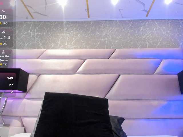 ScarlettRoot live cam on BongaCams