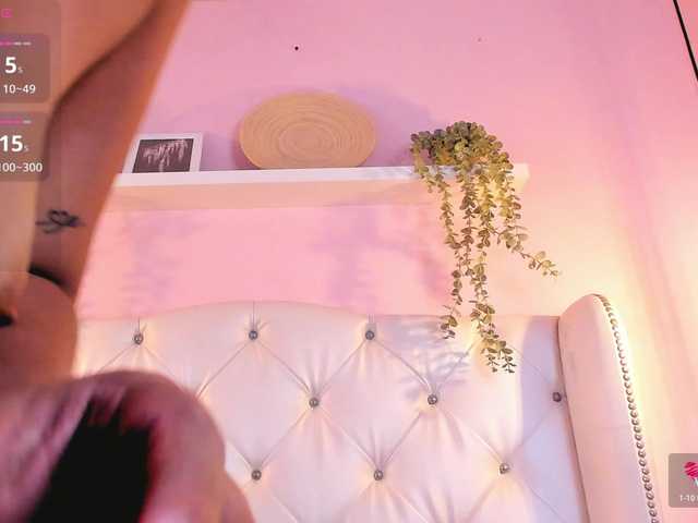 ScarlettRoot live cam preview