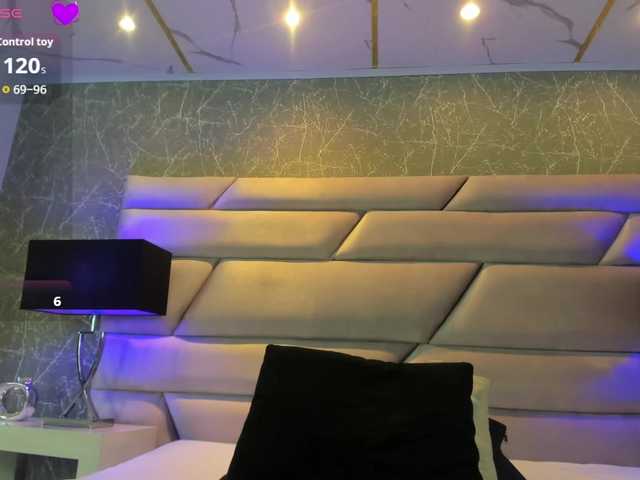 ScarlettRoot live cam on BongaCams