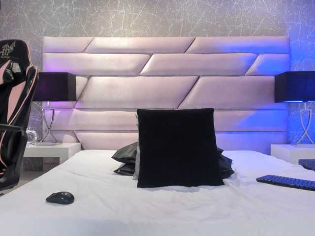 ScarlettRoot live cam on BongaCams