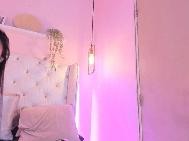 ScarlettRoot live cam on BongaCams
