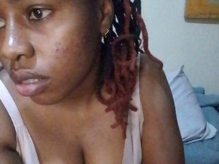 PrettyNoela's Live Webcam