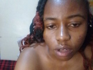 PrettyNoela's Live Webcam