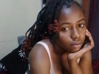 PrettyNoela Porn Show
