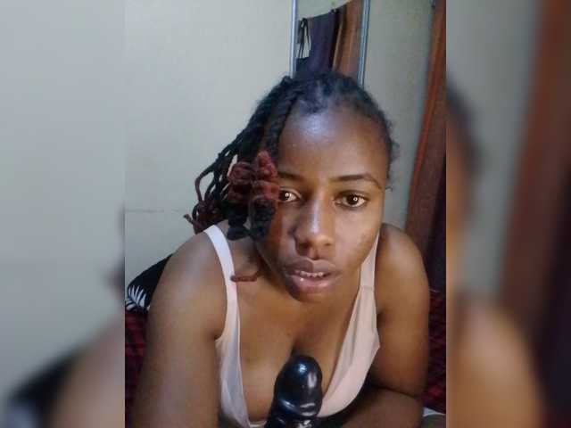 PrettyNoela live cam preview