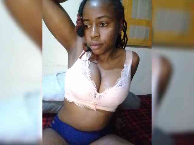 PrettyNoela PrettyNoela