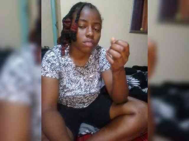 PrettyNoela PrettyNoela