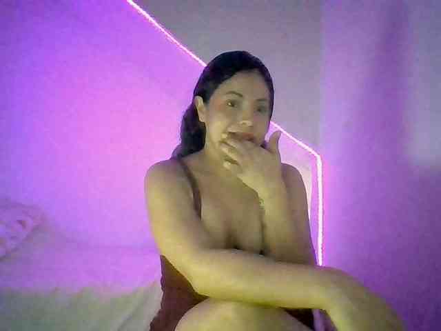 sweettfacee webcam
