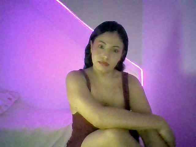 sweettfacee webcam