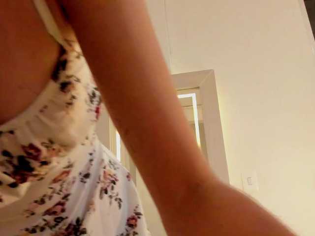ZoeSmith live cam on BongaCams