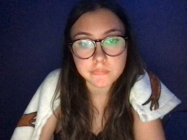 frfrshinya live cam on BongaCams