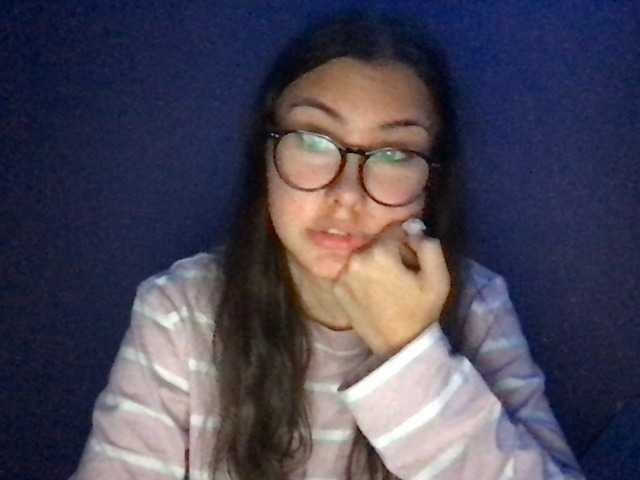 frfrshinya live cam on BongaCams