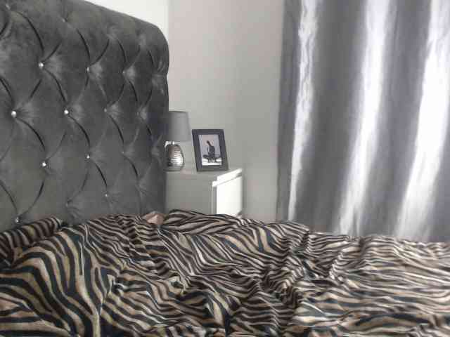 GiaLeonor webcam