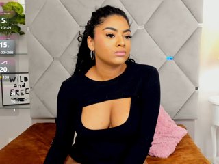 CarlyMonroee Porn Show