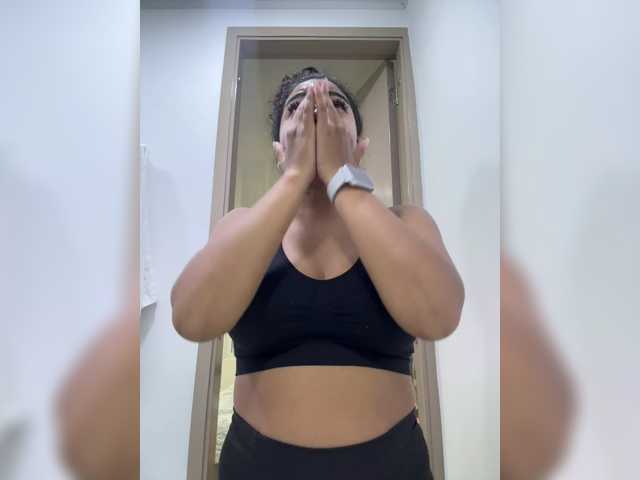 CarlyMonroee