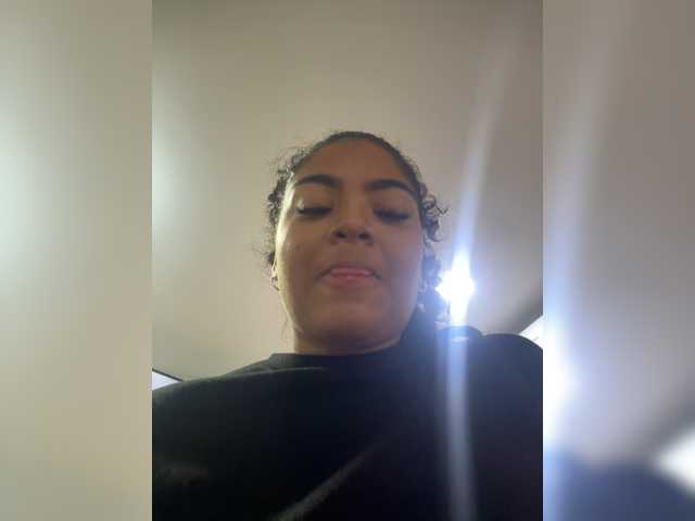 CarlyMonroee live cam on BongaCams