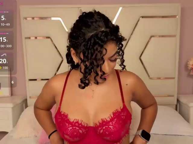 CarlyMonroee