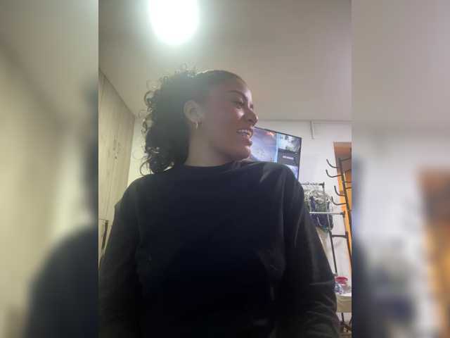 CarlyMonroee