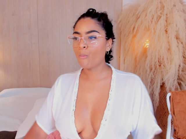 CarlyMonroee