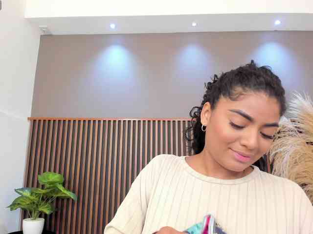 CarlyMonroee webcam