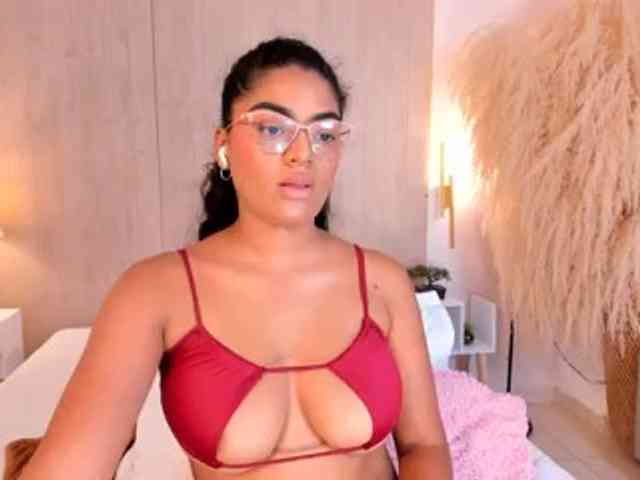 CarlyMonroee webcam