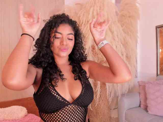 CarlyMonroee webcam