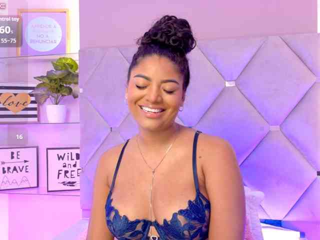 CarlyMonroee webcam