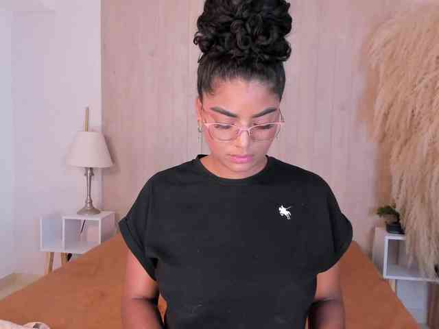 CarlyMonroee webcam