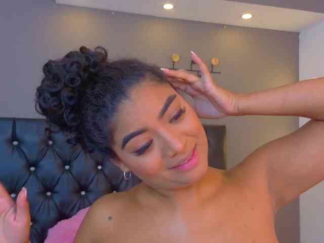 CarlyMonroee webcam