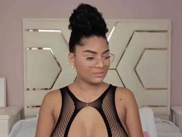 CarlyMonroee - Girl 
