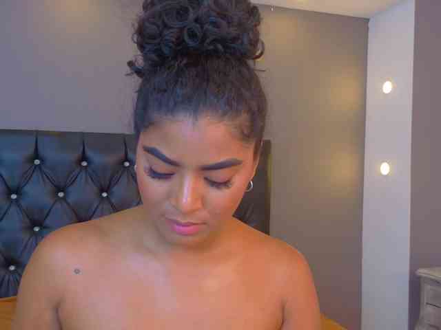 CarlyMonroee webcam
