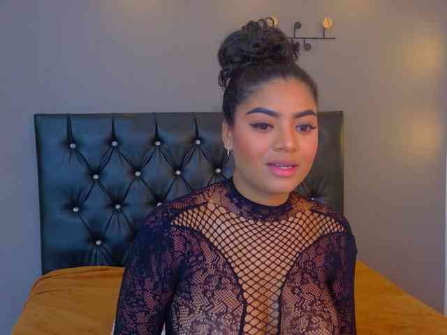 CarlyMonroee webcam