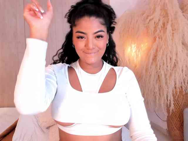 CarlyMonroee webcam