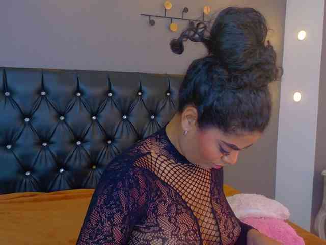 CarlyMonroee webcam
