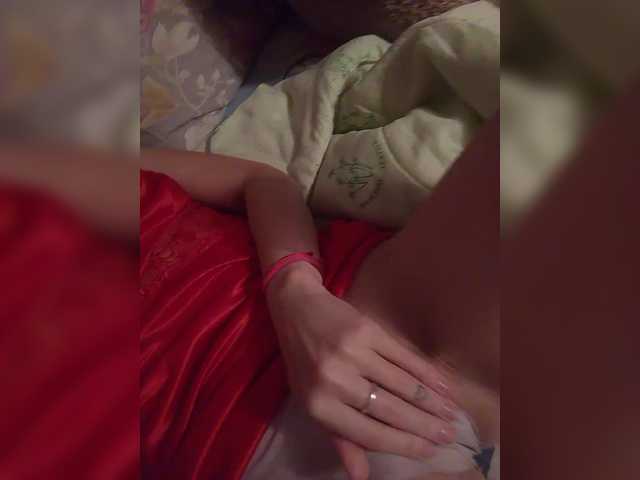 Kira1989 live cam