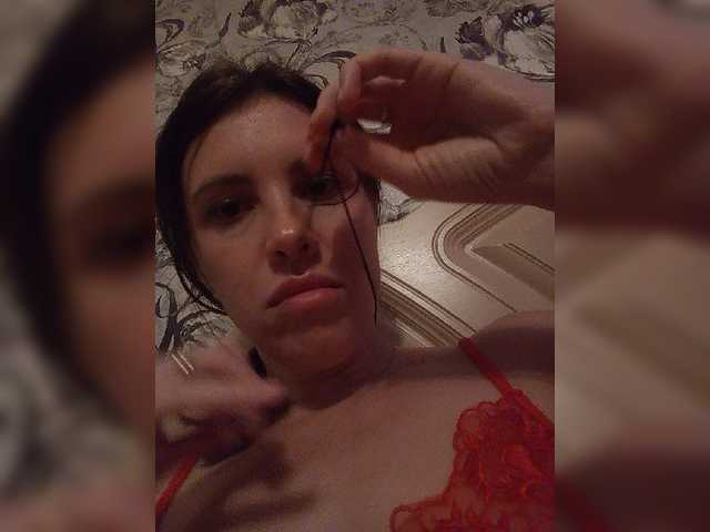 Kira1989 live cam on BongaCams