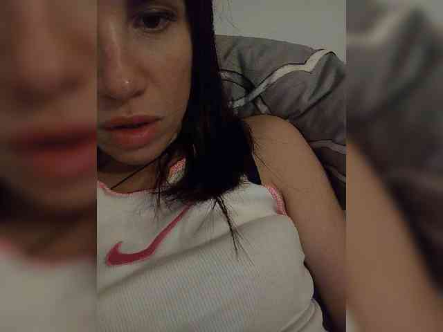 Kira1989 webcam