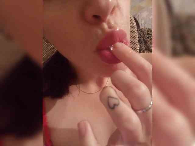 Kira1989 webcam