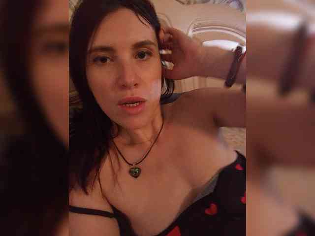 Kira1989 webcam