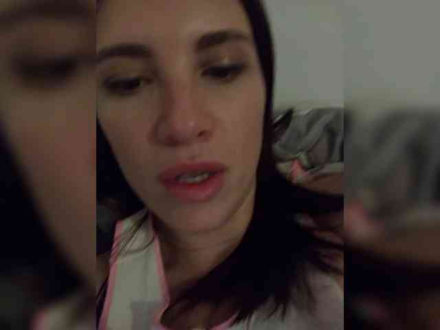 Kira1989 webcam
