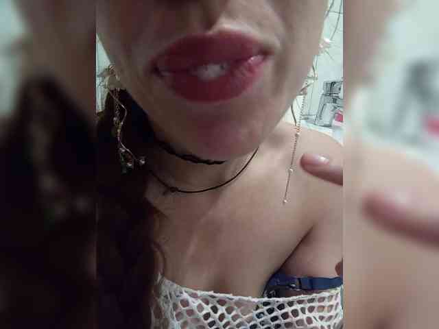 Kira1989 webcam