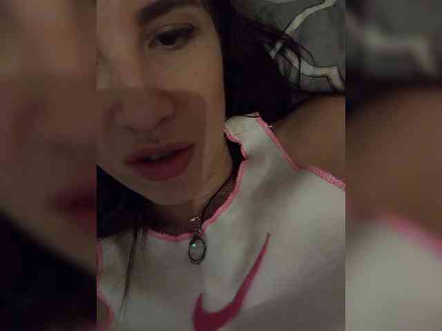 Kira1989 webcam