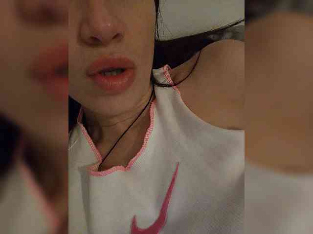 Kira1989 webcam
