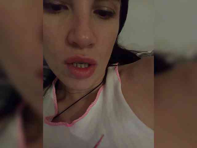 Kira1989 webcam