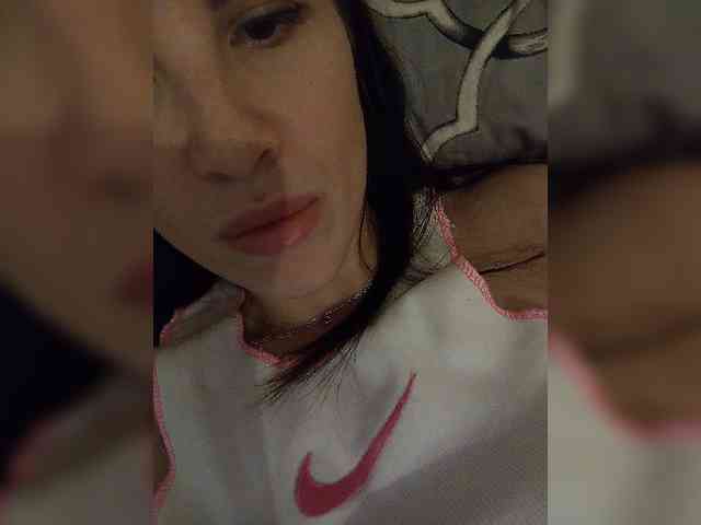 Kira1989 webcam