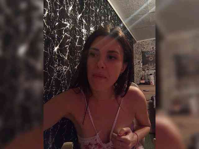 Kira1989 webcam
