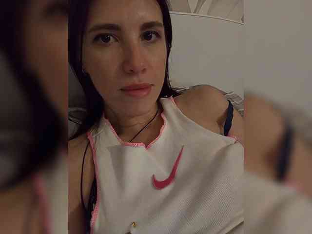Kira1989 webcam